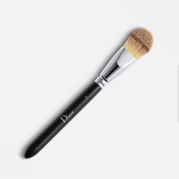 Dior Beauty Backstage Makeup Brush Set - Picture 8 of 10